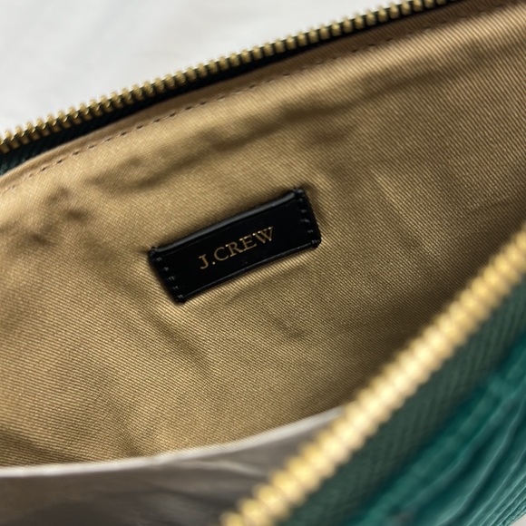 NEW J. Crew Velvet Zip Pouch, Accessory Bag, Clutch Handbag, with Tassel Zipper - Picture 3 of 4